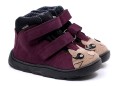 neko_barefoot_kitty_plum_1.jpg