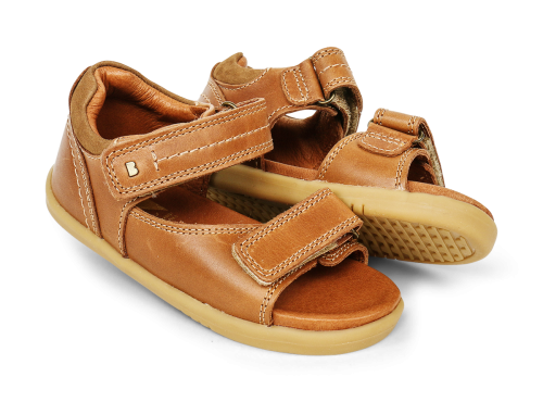 633606A - I walk 1.png